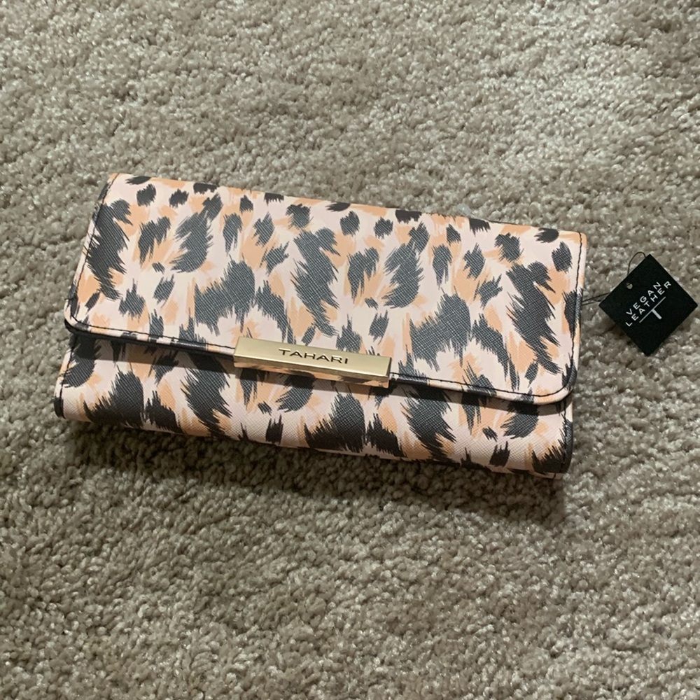 Cheetah/leapord wallet new with tags